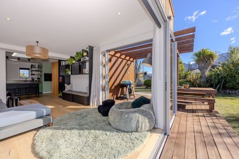 Photo of property in 70 Grandview Road, Lake Hawea, Wanaka, 9382