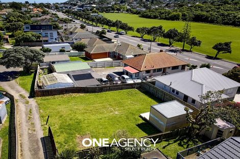 Photo of property in 134a Main Road, Titahi Bay, Porirua, 5022