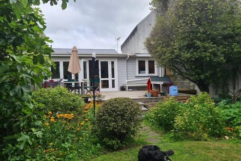 Photo of property in 13 Wilson Street, Newtown, Wellington, 6021