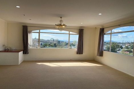 Photo of property in 39a Lingfield Street, Glenfield, Auckland, 0629
