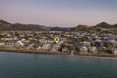 Photo of property in 135 Captain Cook Road, Cooks Beach, Whitianga, 3591