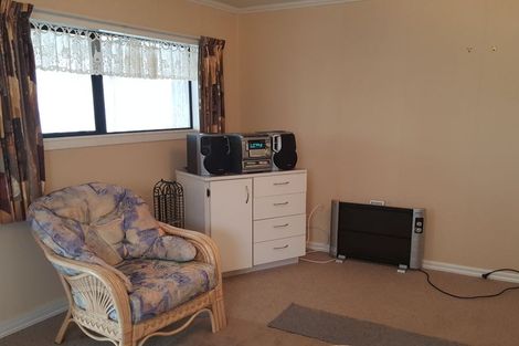 Photo of property in 32 Porritt Avenue, Huntly, 3700