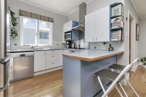 Photo of property in 12 High Street, Devonport, Auckland, 0624