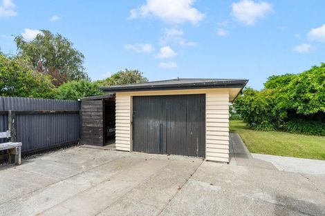 Photo of property in 30 Cologne Street, Martinborough, 5711
