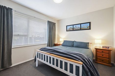 Photo of property in 2/500 Harewood Road, Harewood, Christchurch, 8051