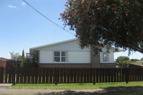Photo of property in 32 Harris Street, Te Puke, 3119