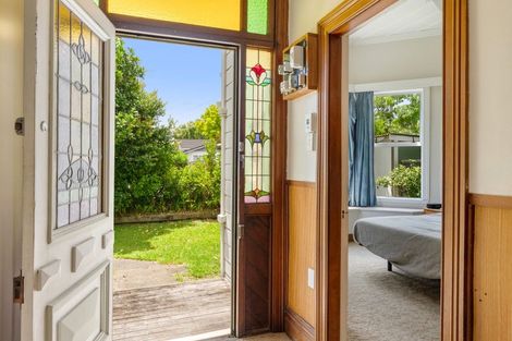 Photo of property in 300 Aberdeen Road, Gisborne, 4010