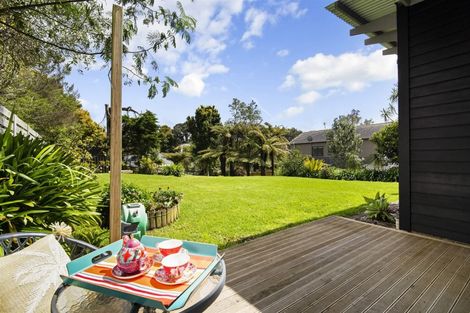 Photo of property in 890 Beach Road, Waiake, Auckland, 0630