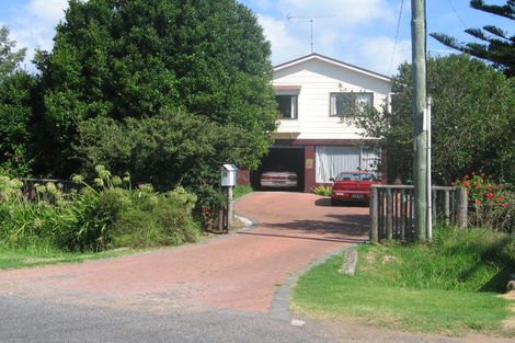 Photo of property in 15 Nikau Road, Oneroa, Waiheke Island, 1081