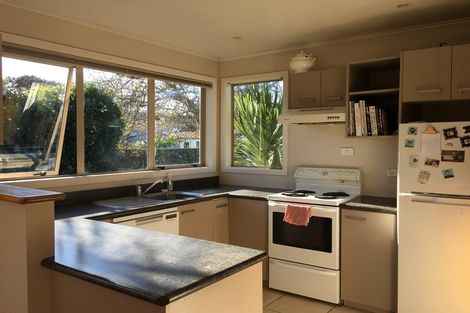 Photo of property in 17a Findlay Street, Tawa, Wellington, 5028