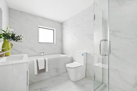 Photo of property in 17c Massine Place, Randwick Park, Auckland, 2105