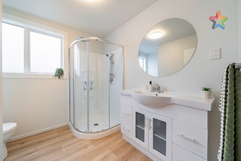 Photo of property in 221 The Esplanade, Petone, Lower Hutt, 5012