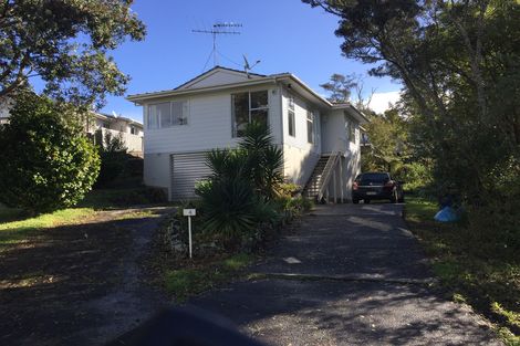 Photo of property in 4 Stallard Place, Glen Eden, Auckland, 0602