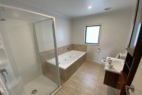 Photo of property in 53 Furlong Crescent, Churton Park, Wellington, 6037