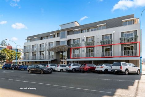 Photo of property in Salisbury Crown, 6/7 Salisbury Avenue, Mount Maunganui, 3116