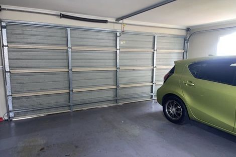 Photo of property in 86 Nielsen Gardens, Rototuna, Hamilton, 3210