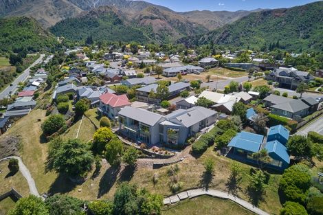 Photo of property in 37 Cotter Avenue, Arrowtown, 9302
