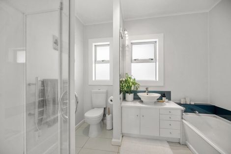 Photo of property in 4 Tuakau Road, Pukekohe, 2120