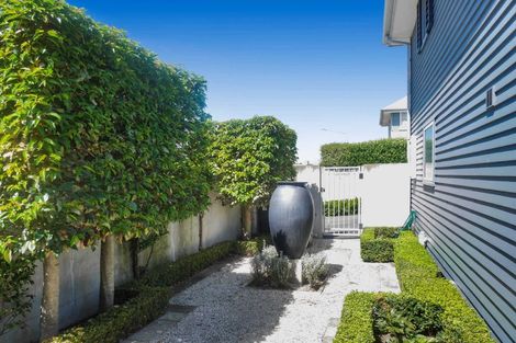 Photo of property in 63 Springfield Road, St Albans, Christchurch, 8014