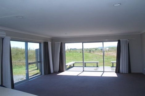 Photo of property in 27 Sandown Road, Te Horo Beach, Otaki, 5581