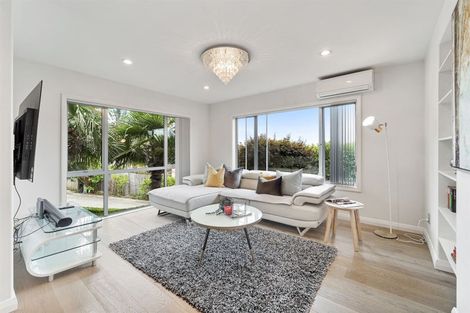 Photo of property in 30 Schnapper Rock Road, Schnapper Rock, Auckland, 0632