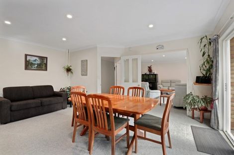 Photo of property in 25 Farringdon Avenue, Rototuna North, Hamilton, 3210