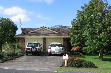Photo of property in 14 Olena Avenue, Sunnyhills, Auckland, 2010