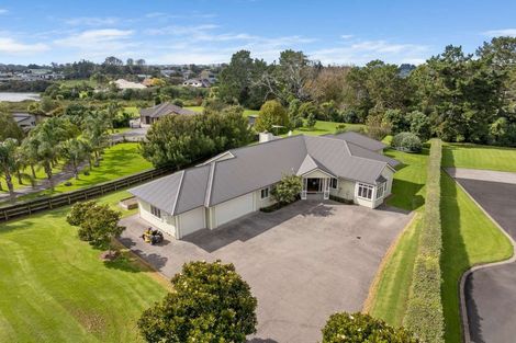 Photo of property in 6 Millbrook Drive, Waiuku, 2683