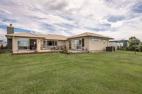 Photo of property in 6 Elley Drive, Carters Beach, Westport, 7825
