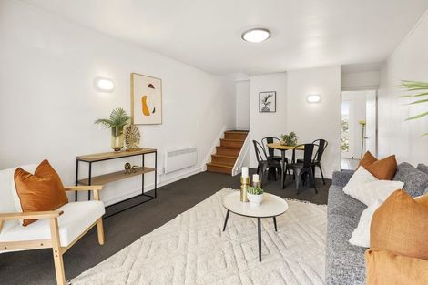 Photo of property in 8/6 Kaikoura Street, Maupuia, Wellington, 6022