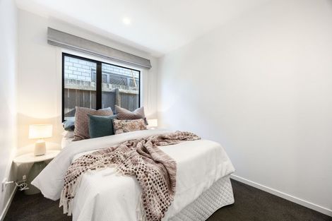 Photo of property in 33 Makete Crescent, Hobsonville, Auckland, 0618
