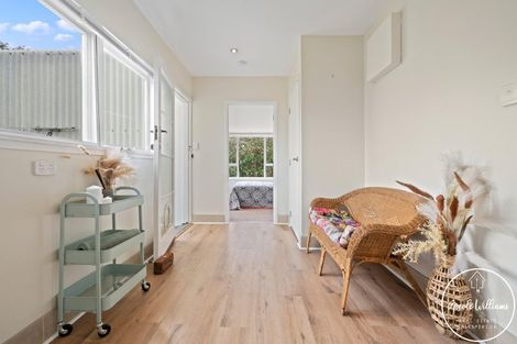 Photo of property in 9 Regent Street, Whakapirau, Maungaturoto, 0583