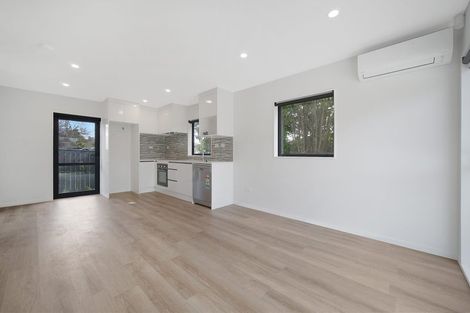 Photo of property in 16 Jade Avenue, Pakuranga Heights, Auckland, 2010