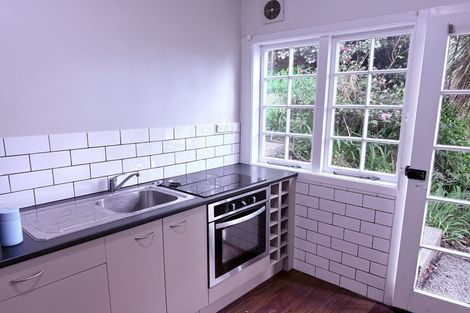 Photo of property in 51 Northland Road, Northland, Wellington, 6012