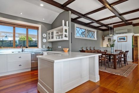 Photo of property in 366d Devonport Road, Tauranga South, Tauranga, 3112