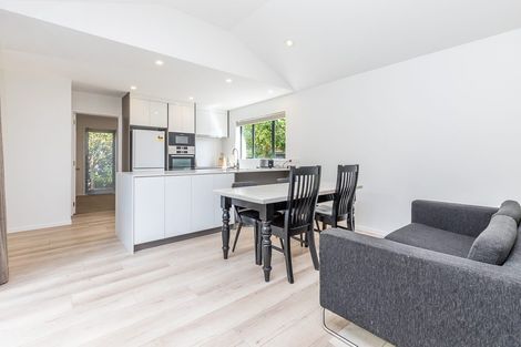 Photo of property in 9/52 Taharoto Road, Takapuna, Auckland, 0622