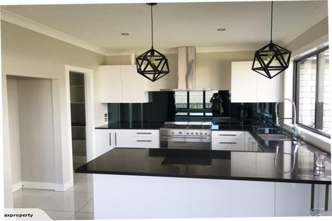 Photo of property in 16 Rigg Place, Flagstaff, Hamilton, 3210