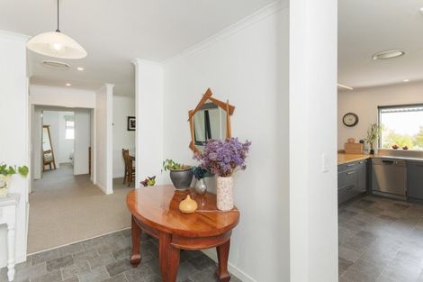 Photo of property in 32 Hillview Terrace, Mangapapa, Gisborne, 4010