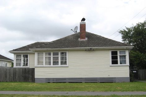 Photo of property in 37 Hooker Avenue, Bryndwr, Christchurch, 8053