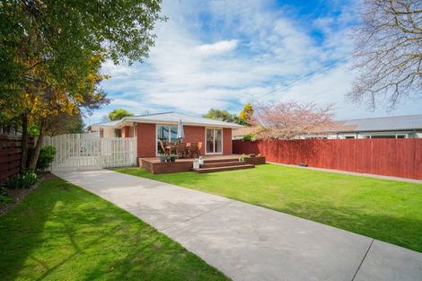 Photo of property in 23 Colwyn Street, Bryndwr, Christchurch, 8053