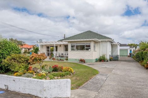 Photo of property in 35 York Street, Levin, 5510
