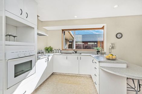 Photo of property in 1/5 Showgate Avenue, Sockburn, Christchurch, 8042