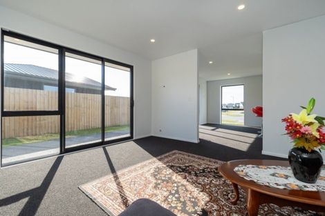 Photo of property in 64 Prestons Park Drive, Marshland, Christchurch, 8083