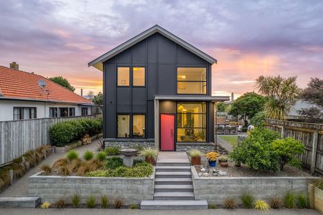 Photo of property in 79b Golf Road, Paraparaumu Beach, Paraparaumu, 5032