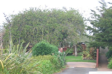 Photo of property in 22 Blue Gum Rise, Sunnyhills, Auckland, 2010