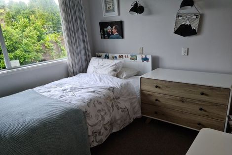 Photo of property in 65 Juniper Road, Sunnynook, Auckland, 0620