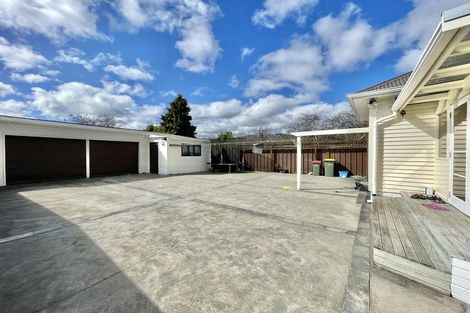 Photo of property in 3 Pilcher Crescent, Naenae, Lower Hutt, 5011