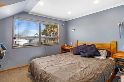 Photo of property in 1219 Papamoa Beach Road, Papamoa Beach, Papamoa, 3118