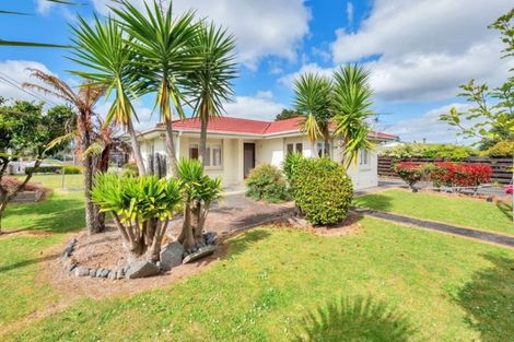 Photo of property in 1/5 Cameron Street, Papakura, 2110