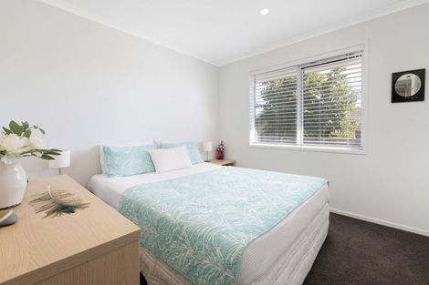 Photo of property in 18 Ellesmere Close, Pyes Pa, Tauranga, 3112